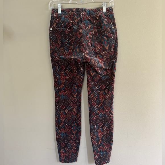 Anthropologie pattern, corduroy pants - Picture 4 of 10
